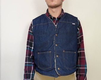 Vintage Denim Sherpa Lined Carhartt Vest / Union Made / Workwear / Utility / Free US Shipping