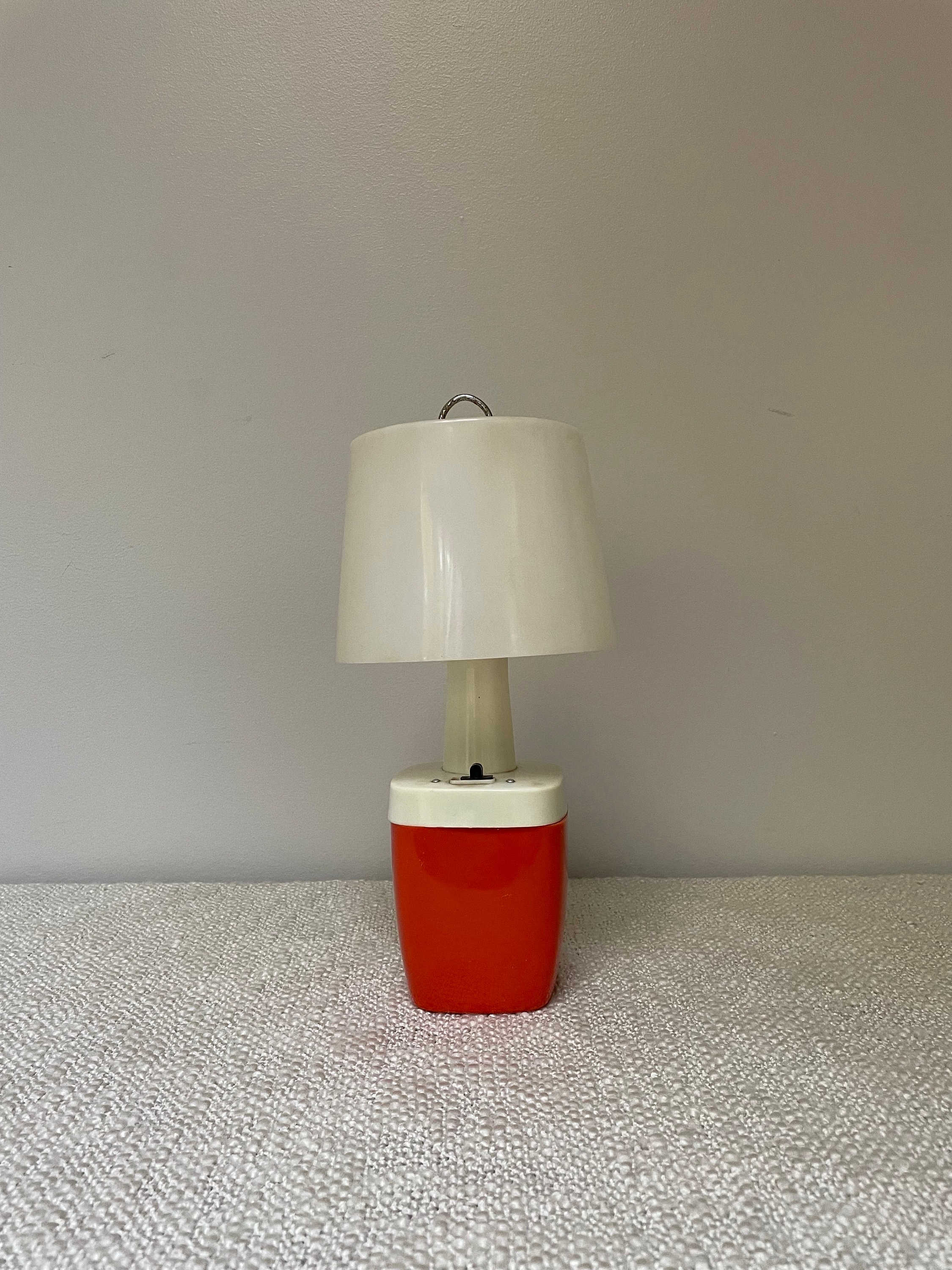 Lampe de table portable années 70 orange Ashflash AFC lampe