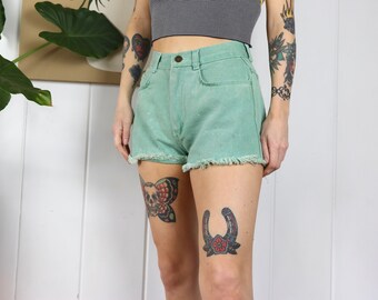 Vintage Women's Green Cut Off Shorts / Short Shorts / Booty Shorts / 0-2 / Free US Shipping