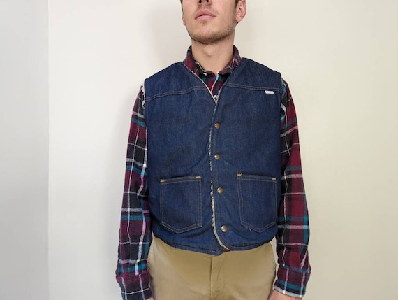 Vintage Denim Sherpa Lined Carhartt Vest / Union Made / Workwear