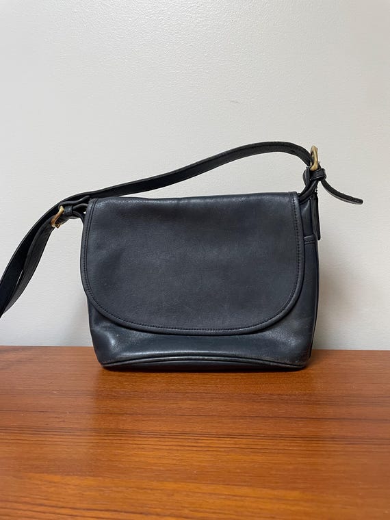 COACH ブラック レザー ビジネスバッグ Vintage Coach 4150 Fletcher Saddle Bucket Crossbody Bag / Free US