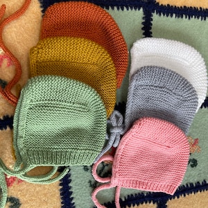 Knit Baby Hats, Baby Bonnets, Knit Baby Bonnet, Baby Hat, Baby girl hats, baby photo prop, hand knitted, warm hats, more colors