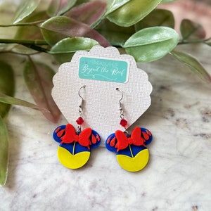 Snow White Earrings - Mouse shaped princess earrings - Minnie Mouse Snow White - Princess earrings