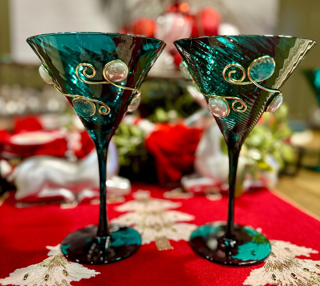 Green Martini Glasses, Set 2 Martini Glasses, Emerald Green, Cocktail