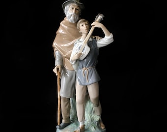 Lladro Figurine 37cm - Old Man and Boy with a Guitar