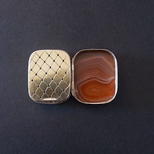 Vinaigrette Box with Agate Stone - Robert Hennel I silver mark