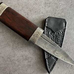 Sgian Dubh with Damascus and hammered nickel