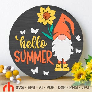 Hallo Sommer SVG, Türschild Schnittdatei, Silhouette eines Wichtel mit einer Sonnenblume, Sommer Runde Aufhänger DXF, saisonale Schild