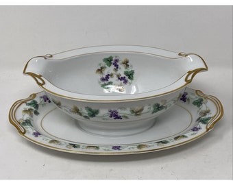 Noritake TOKAY Gravy Boat & Underplate 5168 Purple Grapes Green Leaves Gold Trim