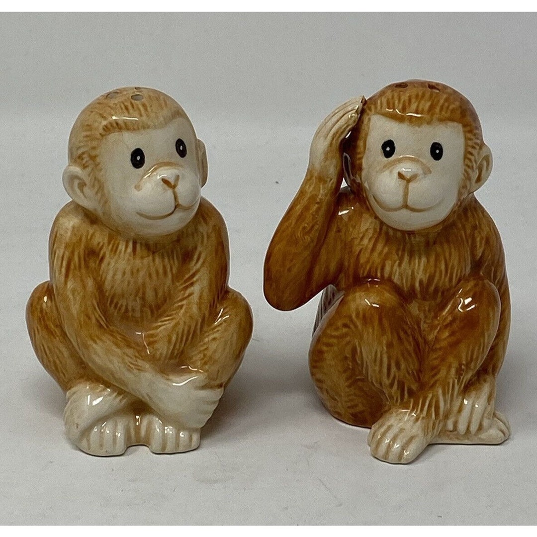 Vintage Sitting Monkeys Salt and Pepper Shakers Set Folded Arms & Hand