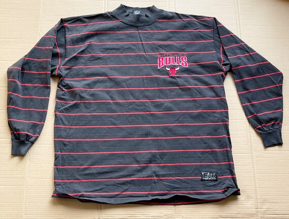 Vintage Front Row Salem Sportswear 