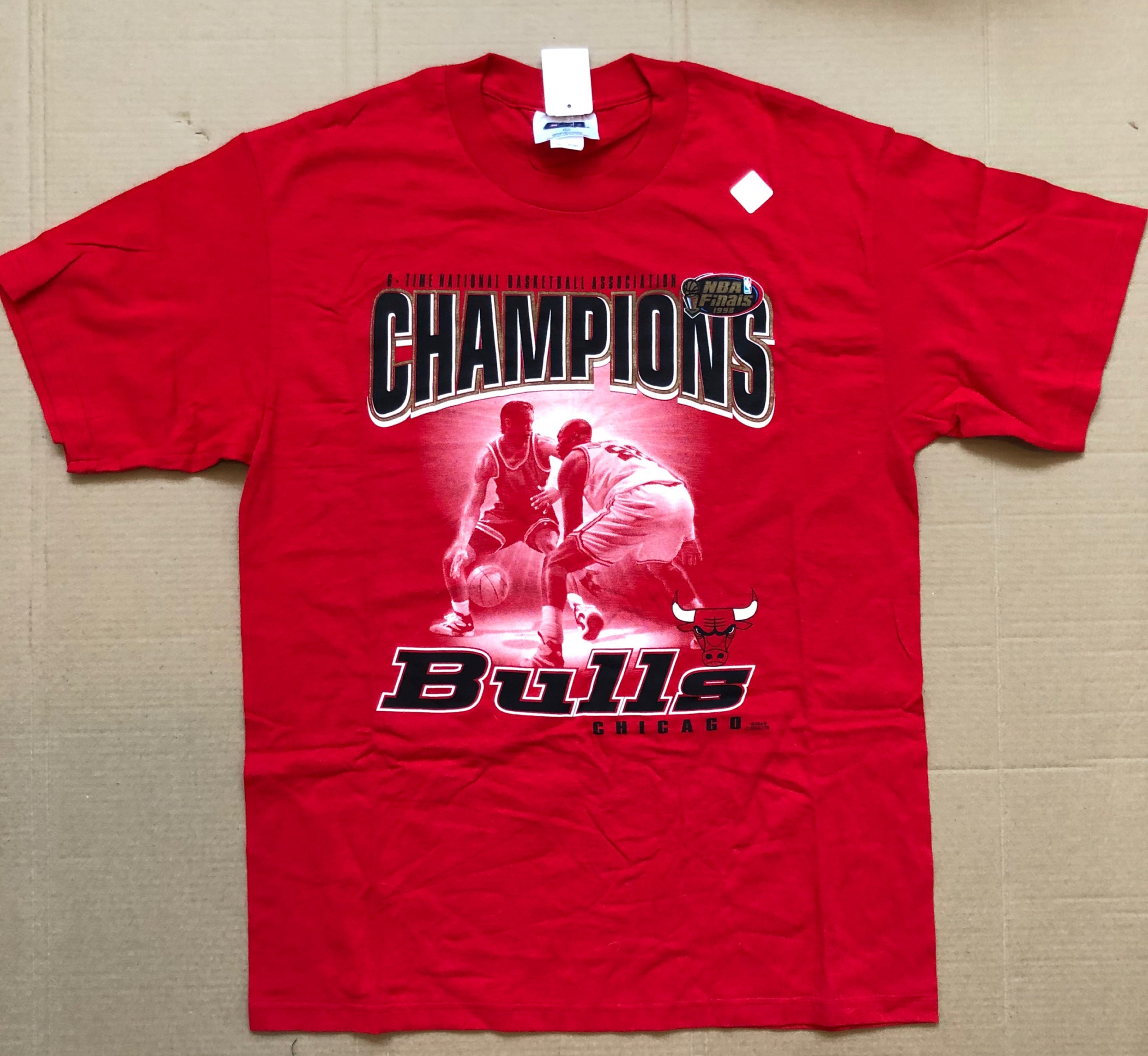CHICAGO BULLS 1998 SIX TIME NBA CHAMPION BOOTLEG SHIRT (Black