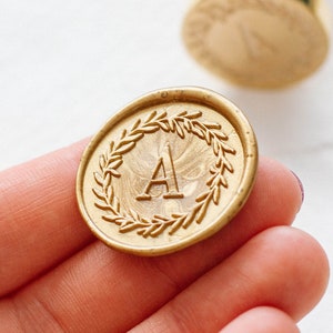 Seal stamp with initials, seal stamp wedding, seal stamp, minimalist seal, seal wreath, seal stamp personalized