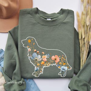 Golden Mom Sweatshirt | Golden  Mama gift | Golden Retriever Gift |  Golden Retriever Mama |  Golden Retriever Sweatshirt
