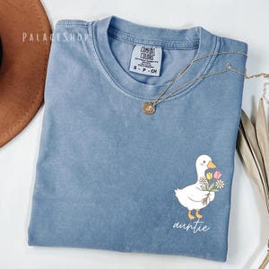 silly goose aunt shirt cute bird graphic tee
