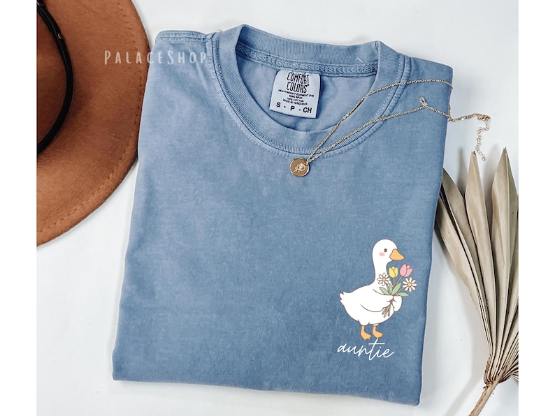 silly goose aunt shirt cute bird graphic tee