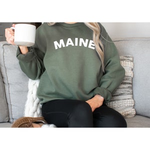 Maine sweatshirt | States Sweatshirt | Maine Clothes | Maine Shirt | Gifts for Her | Gifts for Him