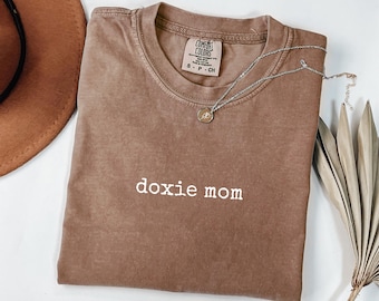Camisa de mamá Doxie Espresso para mamá Dachshund, regalo para mamá Dachshund