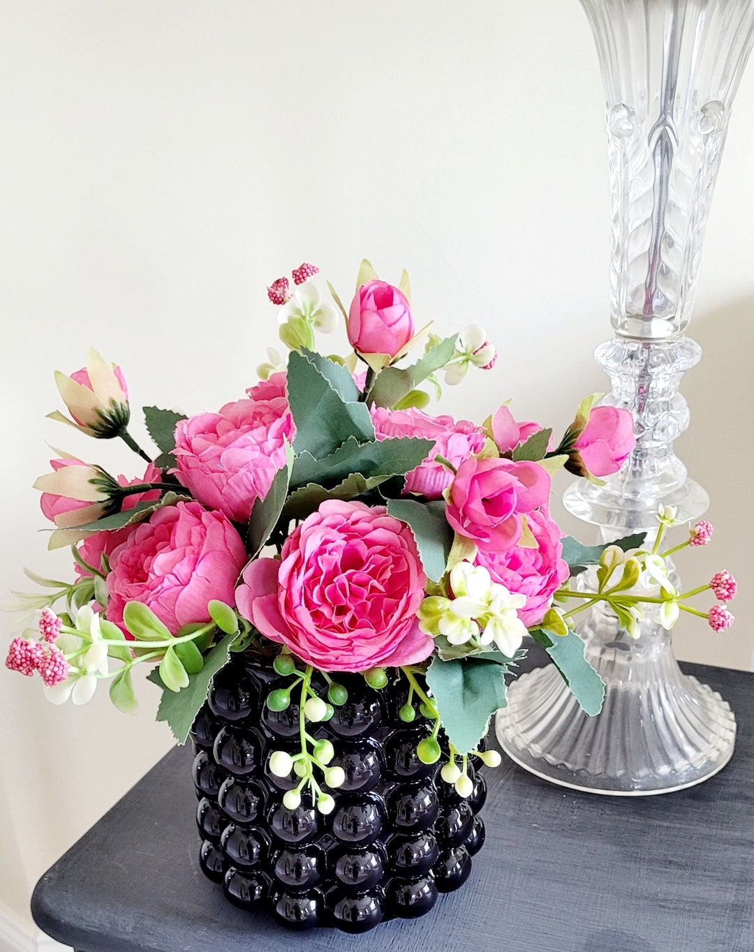 White Mom Box For Flowers - Letter Shaped Gift Box For Mother's Day, Birthdays & Special Occasions