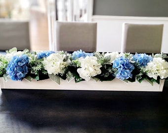 Hortensie Herzstück Esstisch Hortensie Lange Holzkiste Mantel Herzstück Blaue Hortensie Blumenarrangement Holzkiste Hortensie Blume
