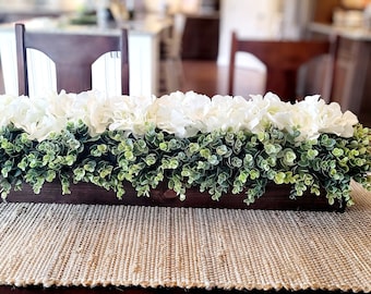 Bauernhaus Hortensie Herzstück Holzkiste Hortensie Anordnung Mantel Holzkiste Herzstück Hortensie Esszimmer Bauernhaus Greenery Dekor