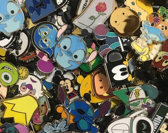 ミッキーマウスの頭の形をしたキャラクターピン5個セット（ディズニー