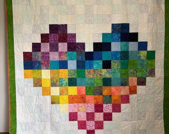 Colcha Corazón Arcoíris tamaño King, colcha de patchwork hecha a mano, colcha moderna y colorida de 94x96 pulgadas, colcha grande, regalo para ella, regalo de boda