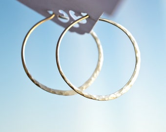 Orecchini a cerchio in argento sterling 925 martellato, design minimalista, G18 (1 mm) diametro 2 cm/2,5 cm/3 cm/3,5 cm, regalo per donna, cerimonia, matrimonio, gioielleria raffinata