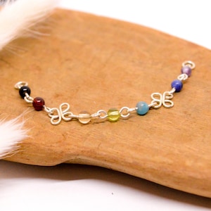 Cadena de 7 chakras en plata 925, piedras semipreciosas, 6,8cm para piercing, anillo o chip, Conch Helix Industrial Lobe, lóbulo superior