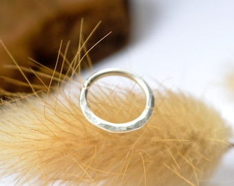 Piercing anillo, plata de ley 925 martillada, 18 g (1 mm), Ø 5, 6, 7, 8, 9, 10, 11, 12 mm, cartílago de la oreja, nariz, tabique, ombligo, minimalista, mini aro