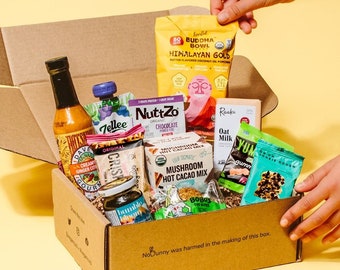 Vegan Snack Favorites Oversized Box: 18+ Vegan Snacks and Drinks w/ FREE delivery, perfect vegan gift