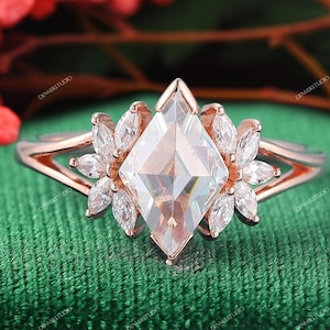 Antique Cut Diamond Moissanite Engagement Ring Lozenge Cut Moissanite Wedding Ring Promise Ring Split Band Unique Anniversary Ring for Wife