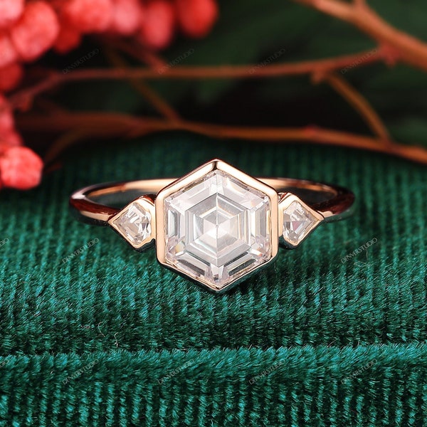 3 Stone Moissanite Engagement Rings, Gift For Girl, 14k Gold 7mm Hexagon Shape Moissanite Anniversary Ring, Art Deco Moissanite Wedding Ring