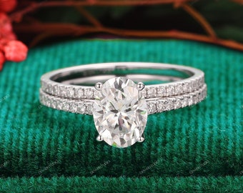 Moissanite Engagement Ring Set, 1.5ct Oval Moissanite Ring Set, Handmade Women's Jewelry, Moissanite Bridal Set, Rose Gold Wedding Ring Set