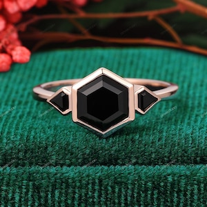 3 Stones Ring, Black Gemstone Women&#39;s Ring, 7mm Hexagon Shape Natural Black Onyx Wedding Engagement Rings Rose Gold,Antique Black Agate Ring