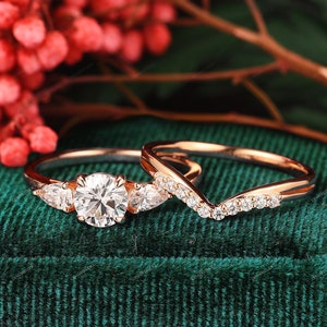 Classic Moissanite Bridal Sets, Art Deco 6mm Round Cut Mosisanite Proposal Ring Set, Rose Gold Moissanite Engagement Rings Set, Ring For Her