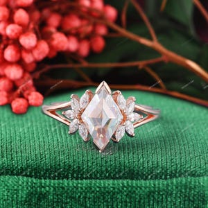 Antique Cut Diamond Moissanite Engagement Ring Lozenge Cut Moissanite Wedding Ring Promise Ring Split Band Unique Anniversary Ring for Wife