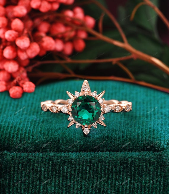Emerald green birthstone ring best sale
