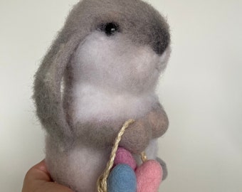 Needle felting bunny, home ornament, Easter bunny, wool bunny with a basket of eggs