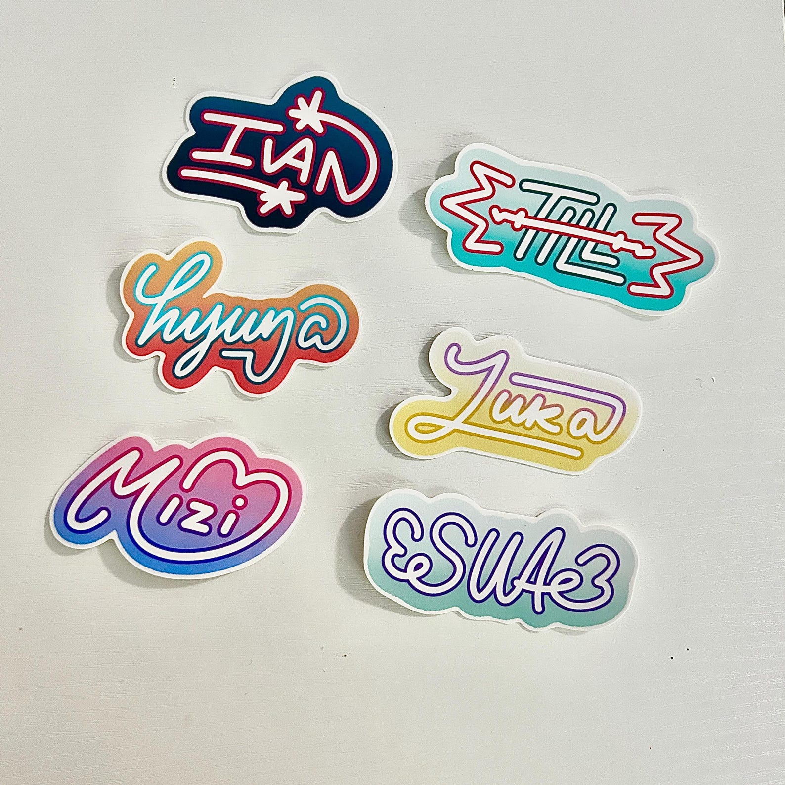 ALIEN STAGE Signature Vinyl Stickers - Etsy