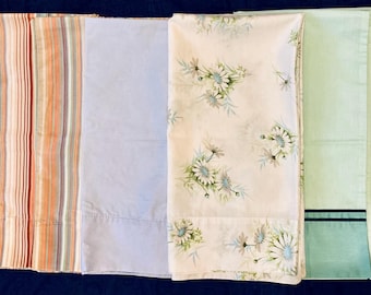 Lote mixto de 6 fundas de almohada tamaño king (2 pares, 2 individuales): rayas, flores y colores lisos.