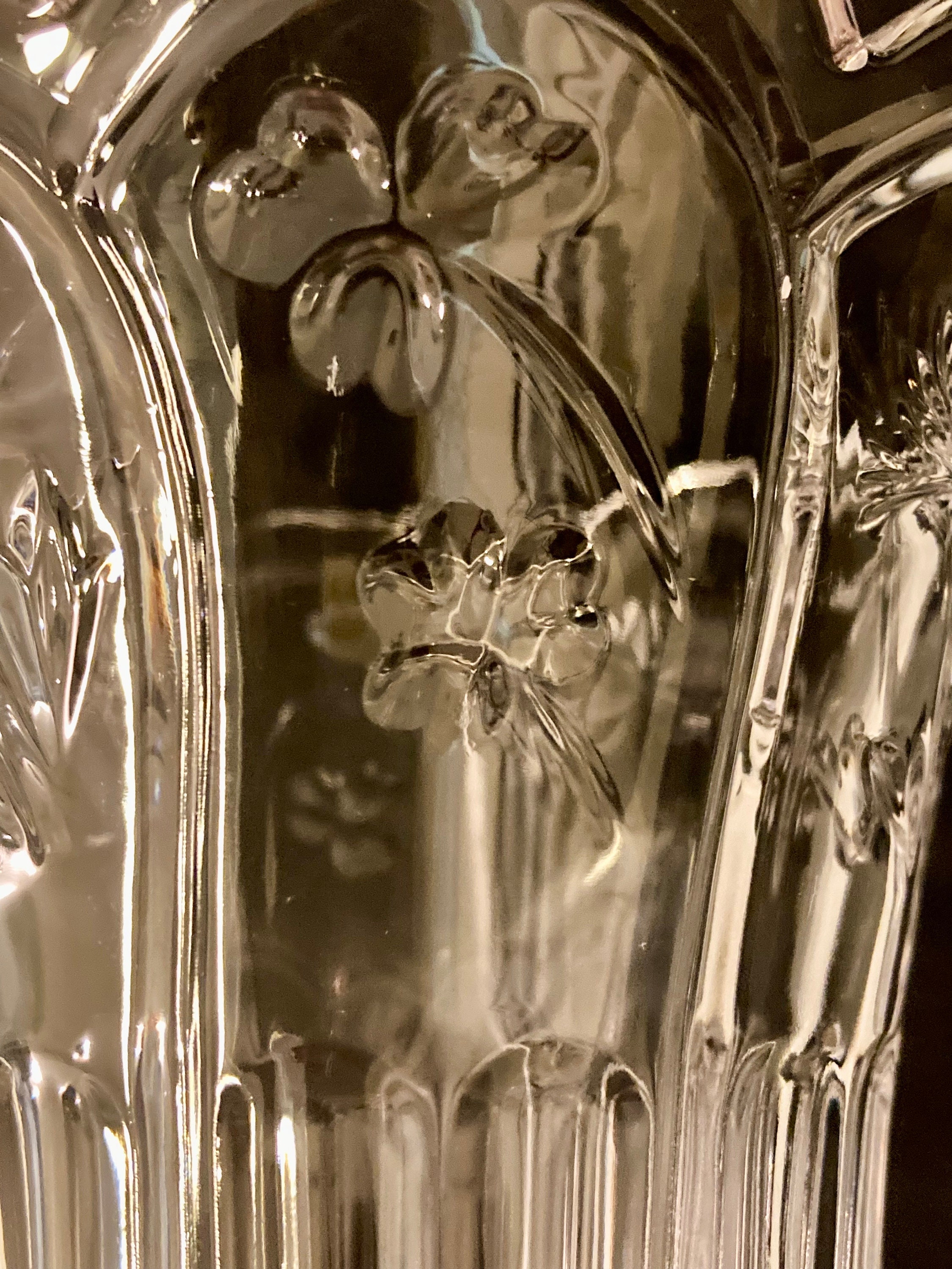 Vintage Fifth Avenue Crystal Vase Flared Top Clover and Flower