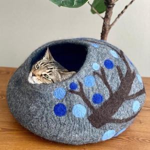 Wool Cat Cave, Wool Cat Bed, Cat House, Large Cat Cave, Felt Cat Cave, Cat Cocoon, Cat Hideout, 100% Sheep Wool Cat Cave - Shipping from US
