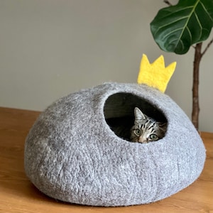 Large Cat Cave, Cat Bed, Cat House 100% Wool Felted, Free Fast Shipping from US