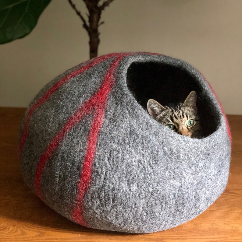 Large Wool Cat Cave Wool Cat Bed Handmade Wool Cat Bed Felted Wool Cat House Natural Ingredients Pet Bed Gray Cat Cave Cat Cocoon