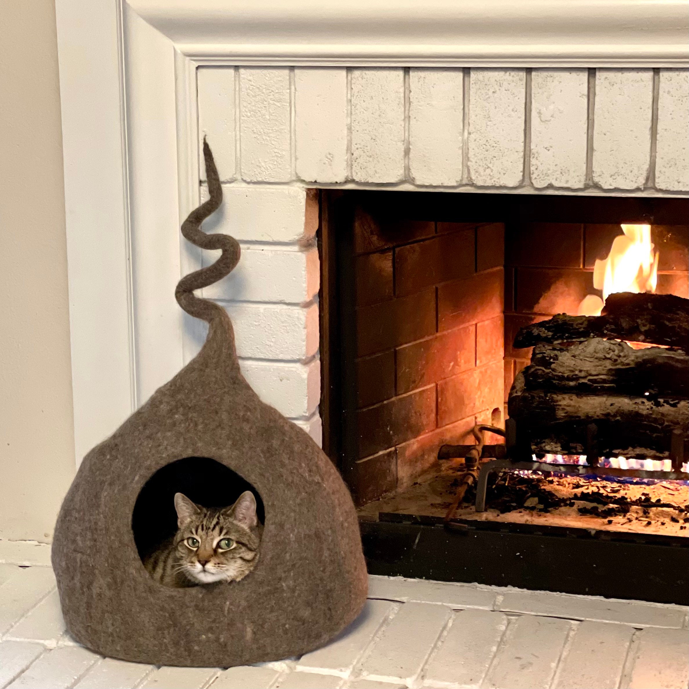 best cat cave for large cats