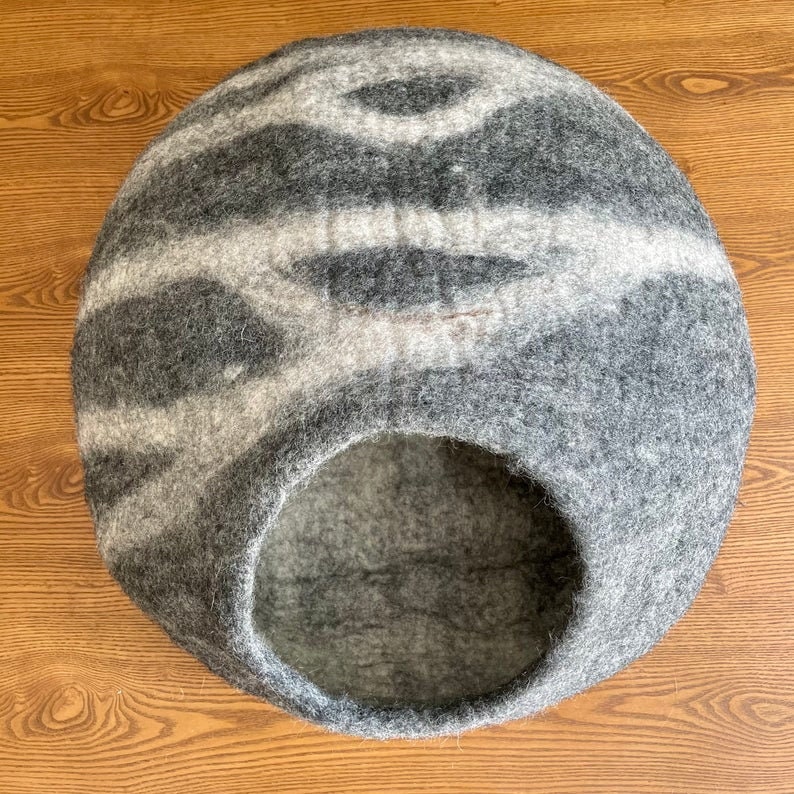 EXTRA LARGE 21 Wool Cat Cave, Wool Cat House, Felted Wool Gray Cat Cave, Large Wool Cat Bed, Best Cat Gift Fast Shipping from US Cat Cave