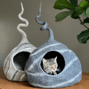 Large Cat Cave, Wool Cat Cave, Felted Wool Cat House, Wool Cat Bed , Gray Striped Wool Cat Cave, Modern Cat Bed, Cat Cocoon image 3