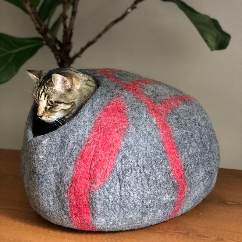 Large Wool Cat Cave Wool Cat Bed Handmade Wool Cat Bed Felted Wool Cat House Natural Ingredients Pet Bed Gray Cat Cave Cat Cocoon