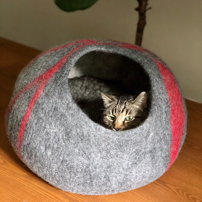 Large Wool Cat Cave Wool Cat Bed Handmade Wool Cat Bed Felted Wool Cat House Natural Ingredients Pet Bed Gray Cat Cave Cat Cocoon